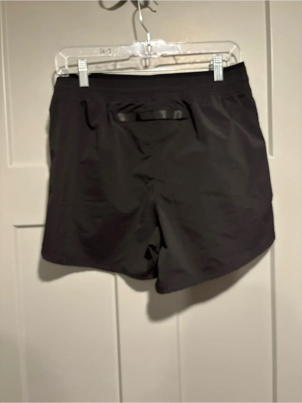 Mono B classic black